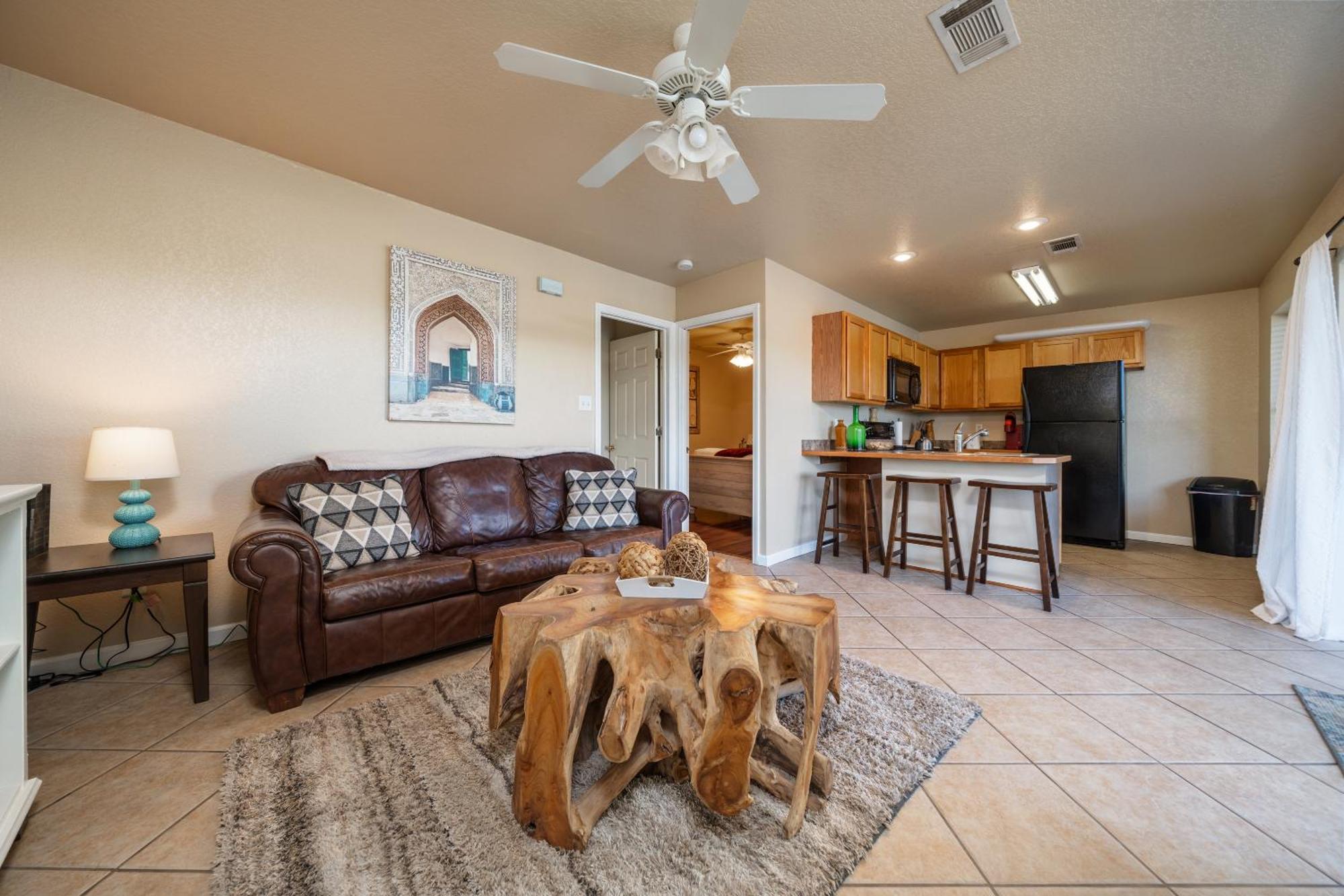 Ember'S View, Spa City Jewel- Lovely Lake Condo Hot Springs Bagian luar foto